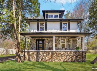 421 Russell Ave, Wyckoff, NJ 07481