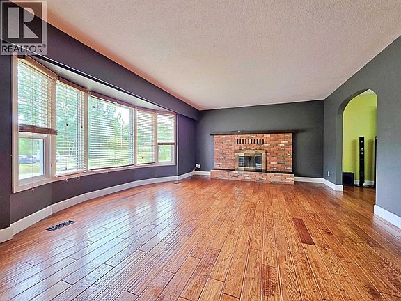 4th image of 2491 Sing St