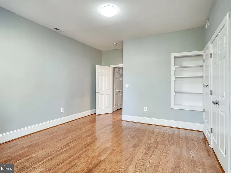 606 Q St NW — Photo 33