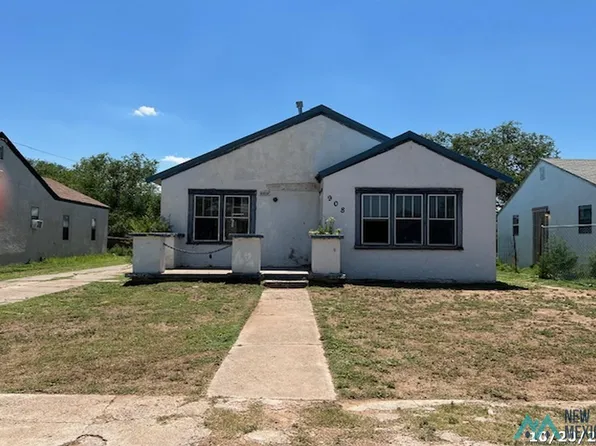 908 S Avenue B, Portales, NM 88130