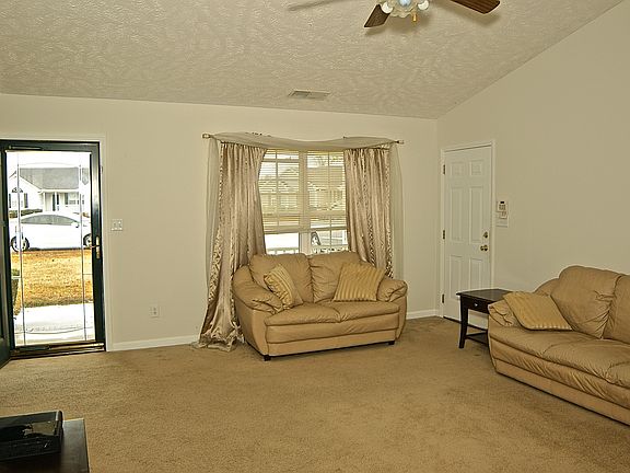 4th image of 122 Dolores Ct