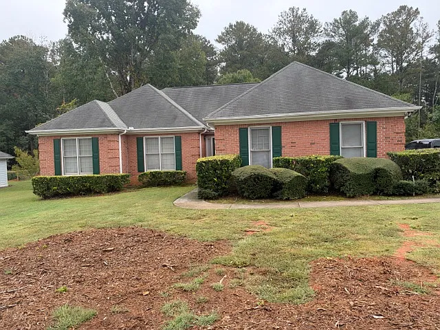 4841 Thornwood Dr