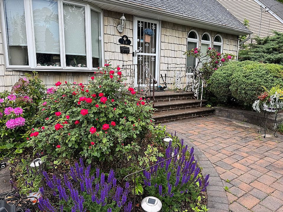 1st image of 10 Bennett St