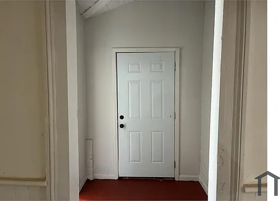 891 Maynard St — Photo 3