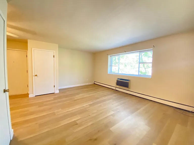 Ariel Place — Photo 16