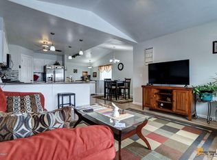 5560 Alora Loop, Anchorage, AK 99504