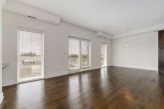 3229 S Halsted St #2 — Photo 5