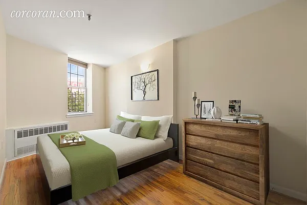 Rented by Corcoran | media 17