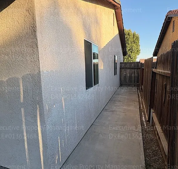 524 Sunset Meadow Ln — Photo 40