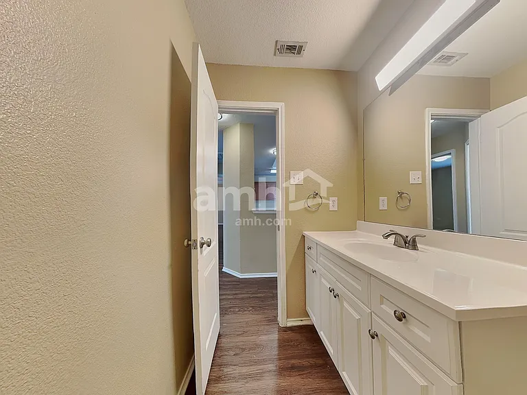 1313 Gray Dawn Dr — Photo 17