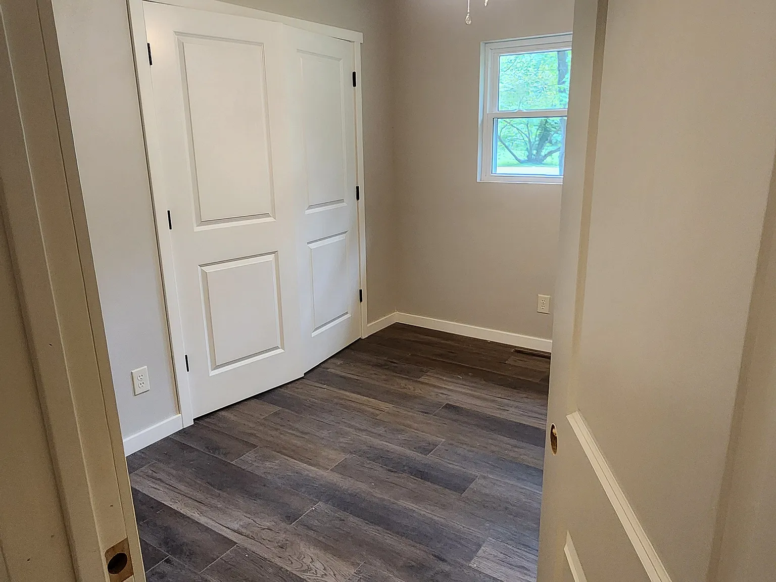 3 bed, 1.5 bath, 1056 sqft, $1,400 — Photo 3