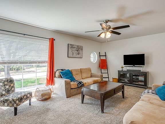 5th image of 4413 Angus Dr