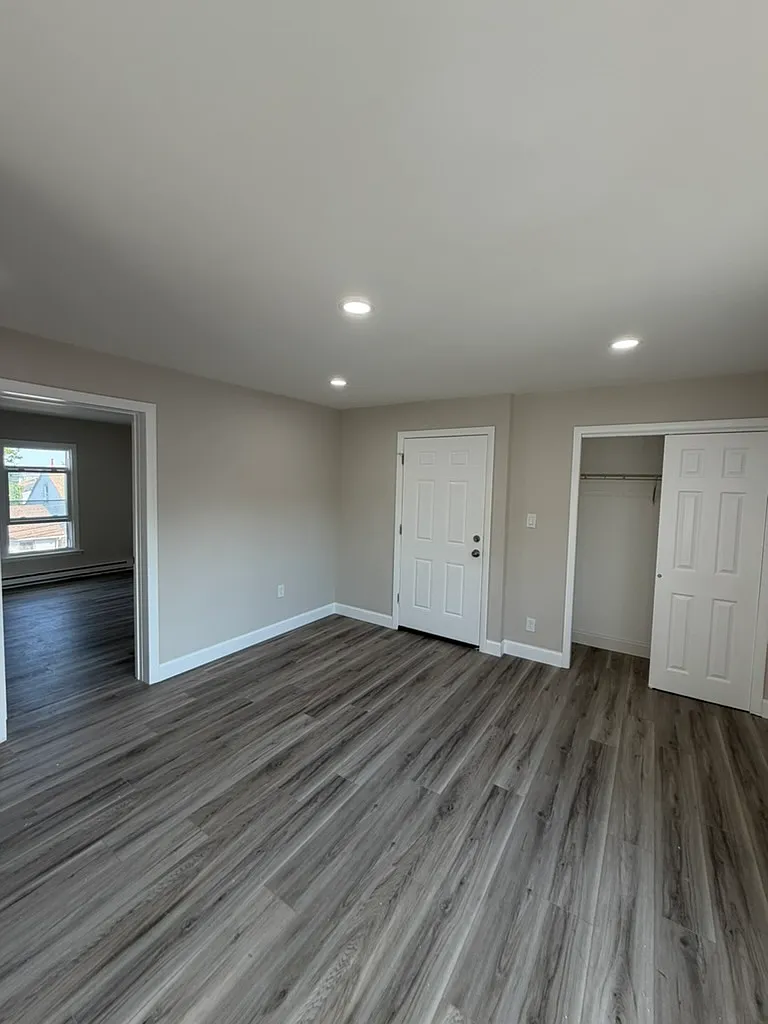 11 laurel St Paterson, NJ 07522 — Photo 3