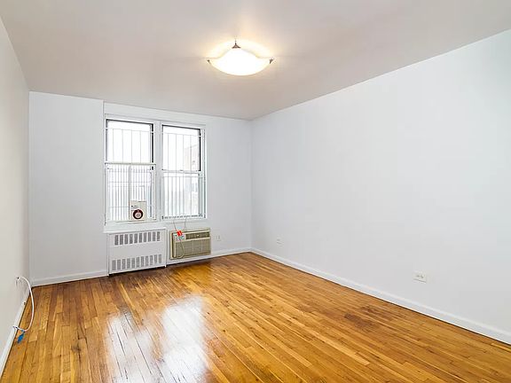 4th image of 35-10 150th St #6E