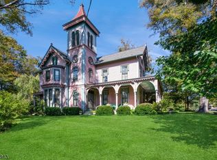 430 Green Ln, Belvidere, NJ 07823