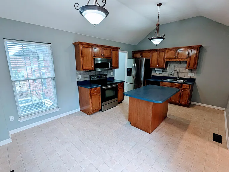 506 Johnstown Dr — Photo 6