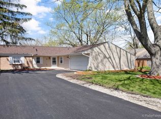 125 Lawton Ln, Bolingbrook, IL 60440