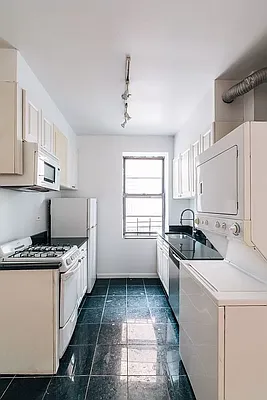 Rented by REAL New York | media 12