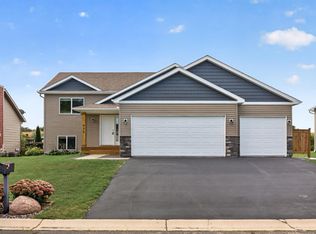 930 Meadows Blvd, Nya, MN 55397