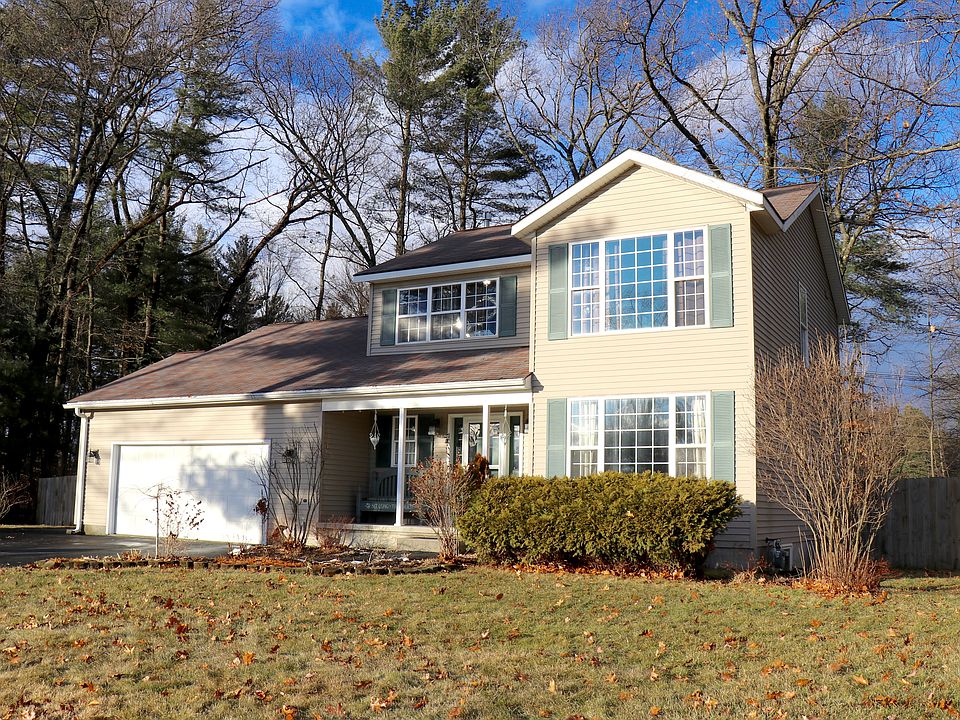 1st image of 11 Stone Creek Ct