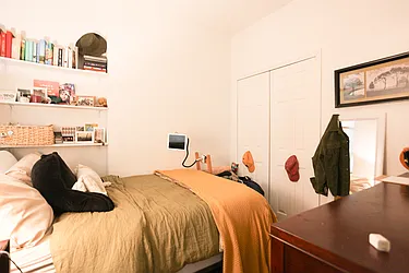 Rented by Metropolitan Property Group