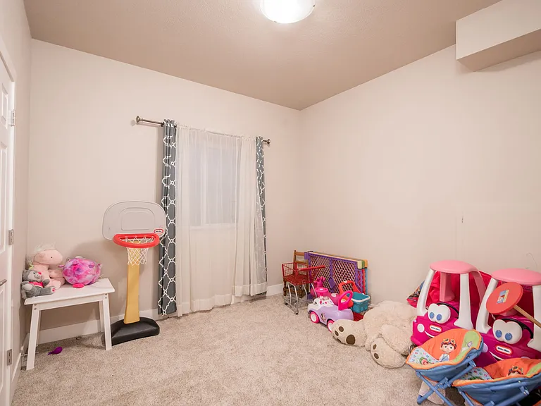 1385 W 66th Pl — Photo 31