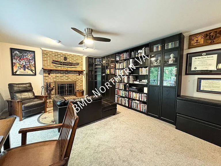 4800 Occoquan Overlook — Photo 38