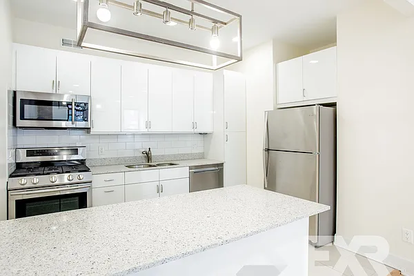 Rented by EXR | media 31