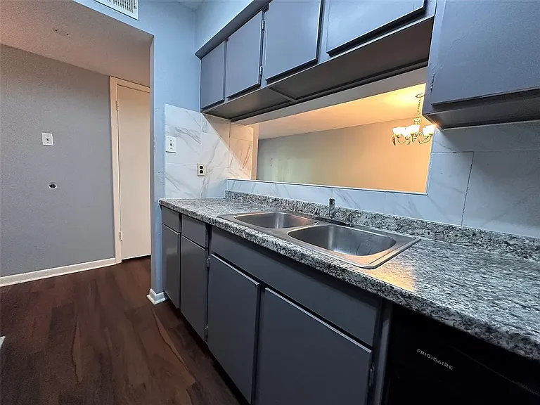 8433 Hearth Dr #35 — Photo 9