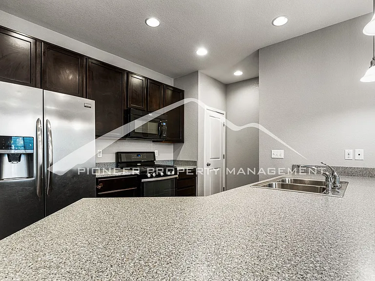 8485 Redpoint Way — Photo 6