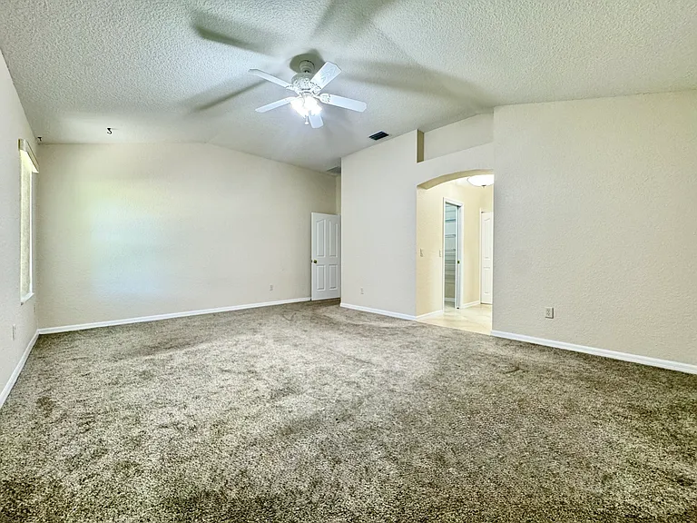 487 Thistledown Way — Photo 18