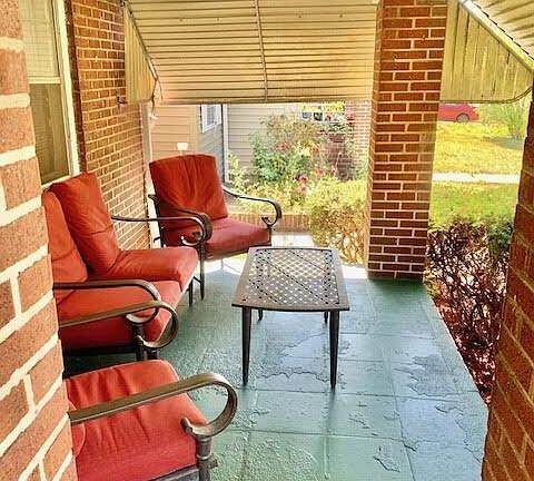 5th image of 538 Belvidere Ave