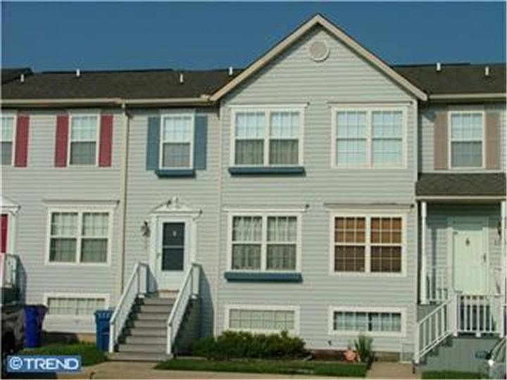 1st image of 107 McMullen Cir