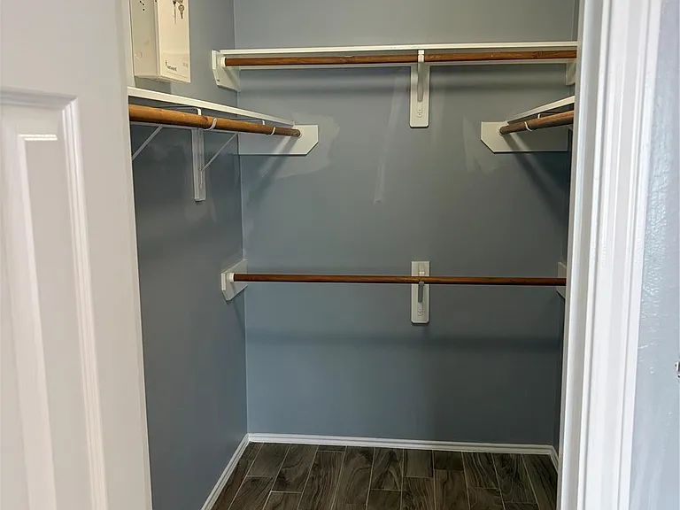 7214 Crescent Mills Dr — Photo 19