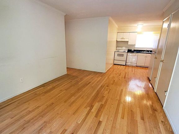 2nd image of 1813 O St APT 7