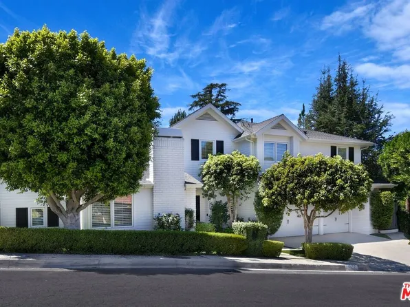 3177 Hutton Dr, Beverly Hills, CA 90210