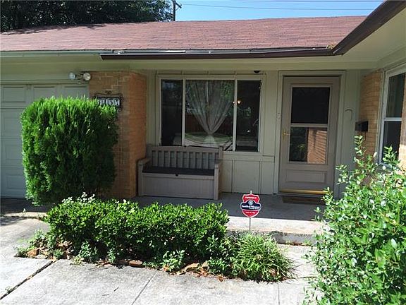3rd image of 3157 Longmeade Dr