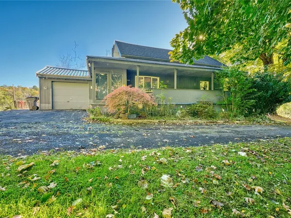2840 Cambier Rd, Newark, NY 14513