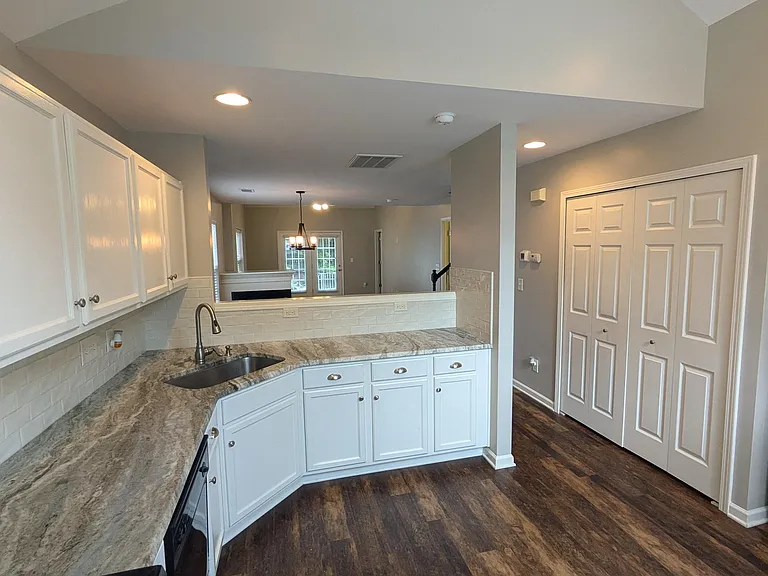 11920 Lambert Bridge Dr #1 — Photo 3