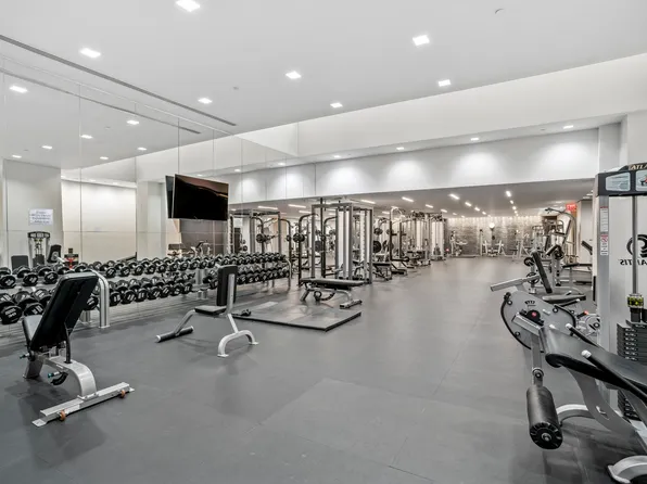 400 East 67th Street image 14 of 20