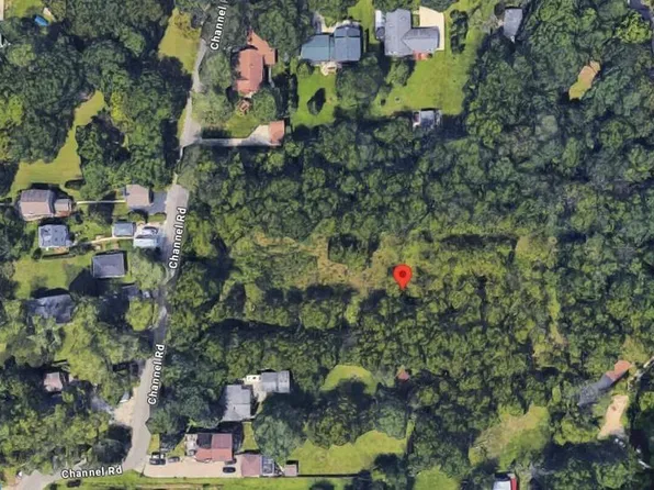 6725 CHANNEL ROAD, Waterford, WI 53185