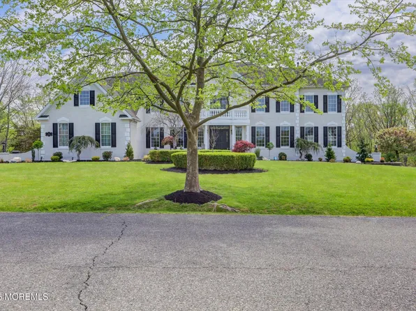 814 Dancer Lane, Manalapan, NJ 07726