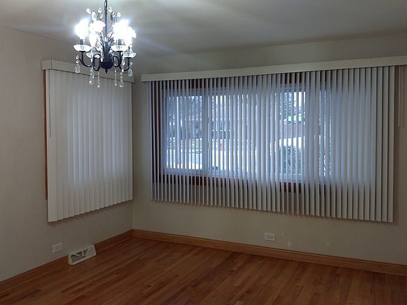 3rd image of 629 N 3rd Ave
