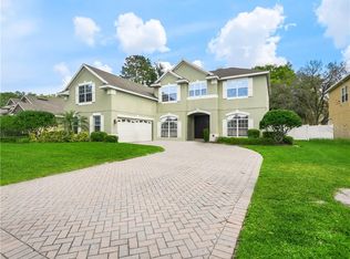 313 E Blue Water Edge Dr, Eustis, FL 32736