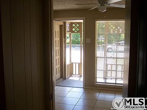 5th image of 707 Briggs St