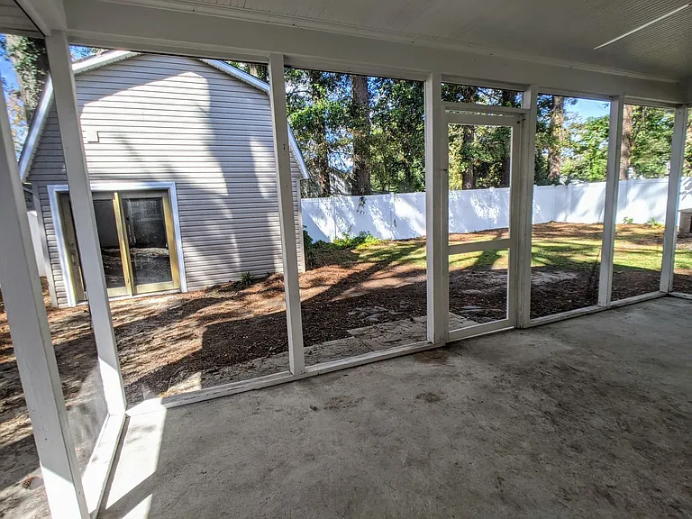 1406 Nicholson St — Photo 14