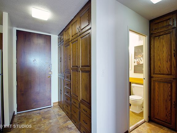 2nd image of 5100 N Marine Dr APT 16C