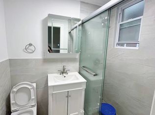 12-04 30th Dr FLOOR 2, Astoria, NY 11102