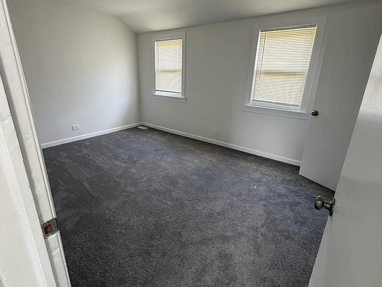Main 2nd floor bedroom