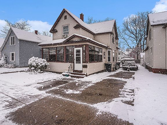 3rd image of 169 W 17th St